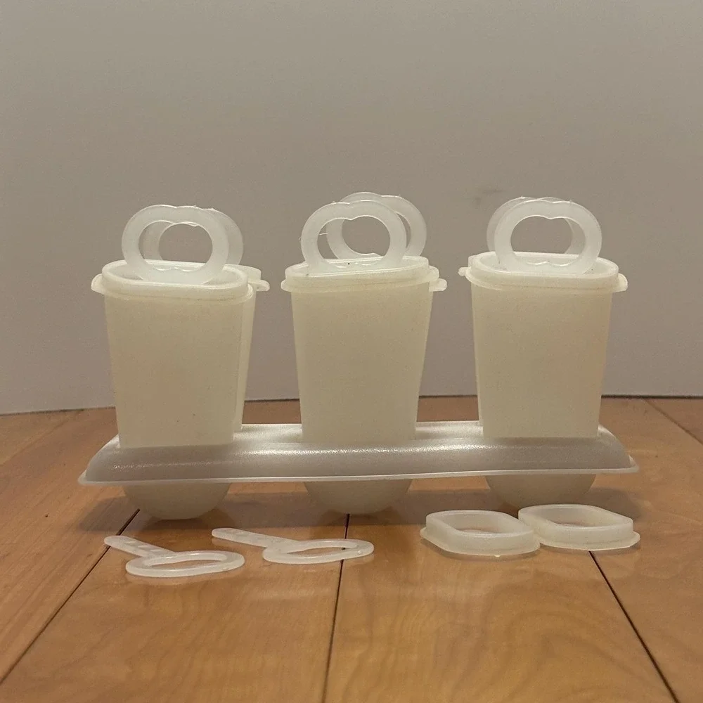 Vintage Tupperware Lot – 1970s–1980s